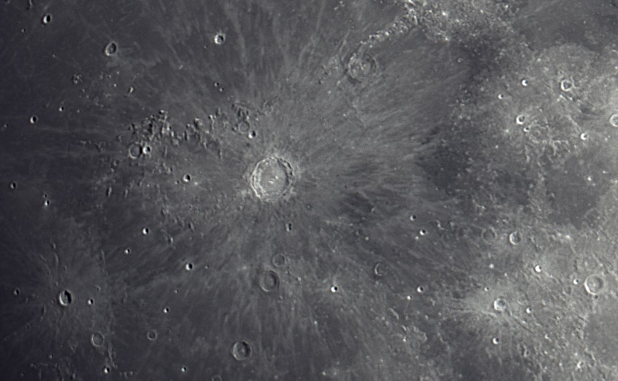 moon1523_clup1s.jpg