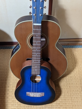 20210918草津温泉カフェ花栞（はなしおり）子供用ギター購入