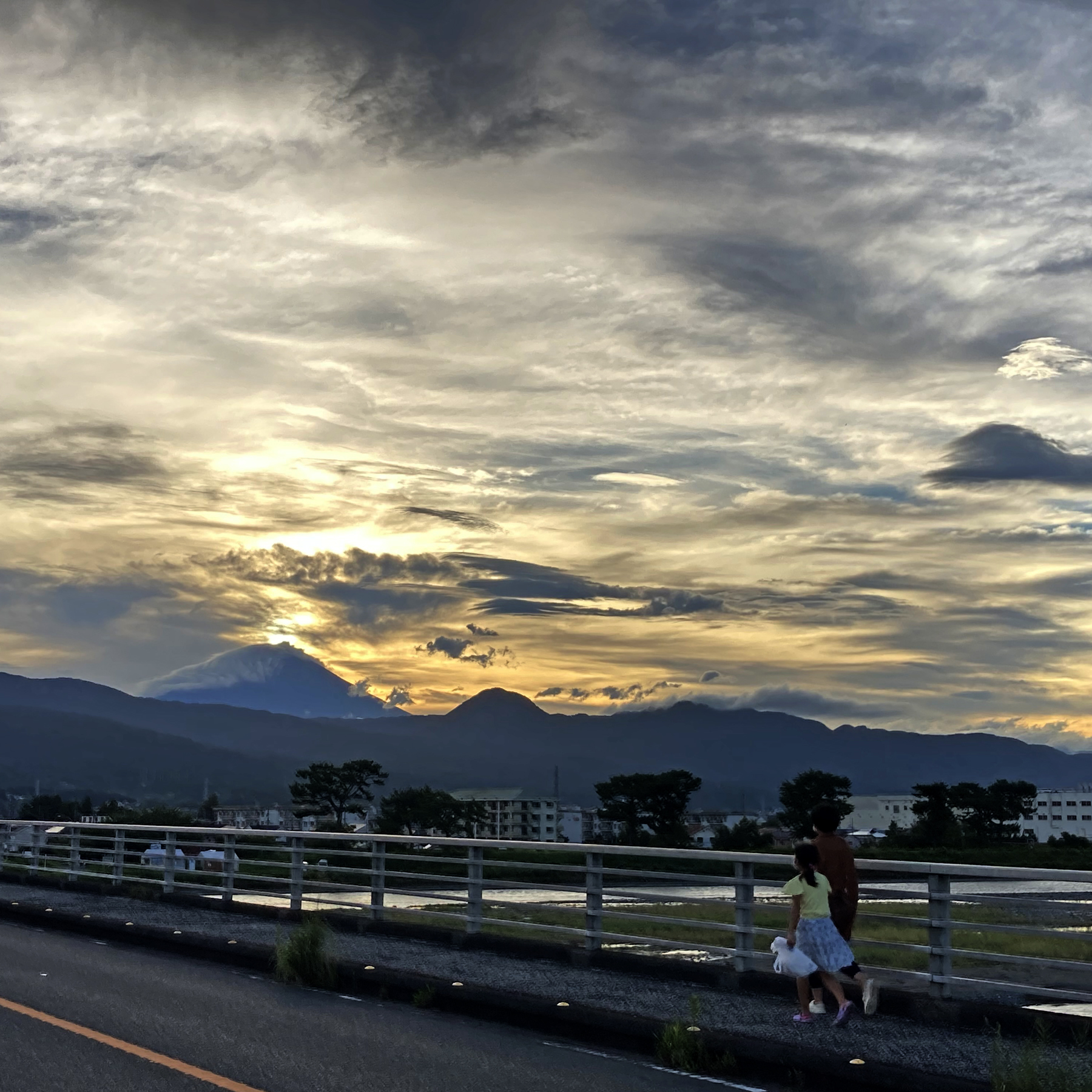 小田原スナップ 富士道橋から見る夕日