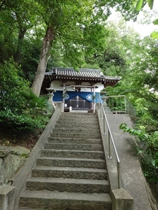 蜂穴神社