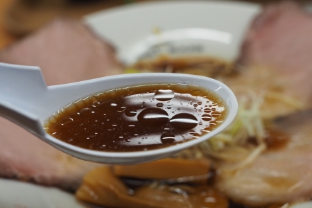 ぴーきちハーレーブログ　三木SA　三木サービスエリア　世界一いそがしいラーメン　スープ