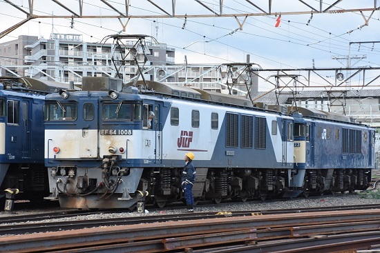 2021年5月22日撮影　南松本にて　篠ノ井線8087ﾚ　EF64-1008号機