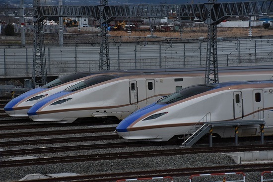 2021年3月7日撮影　長野新幹線車両センター　E7系の並び　3