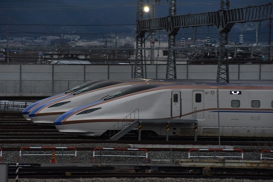 2021年3月7日撮影　長野新幹線車両センター　E7系の並び　4