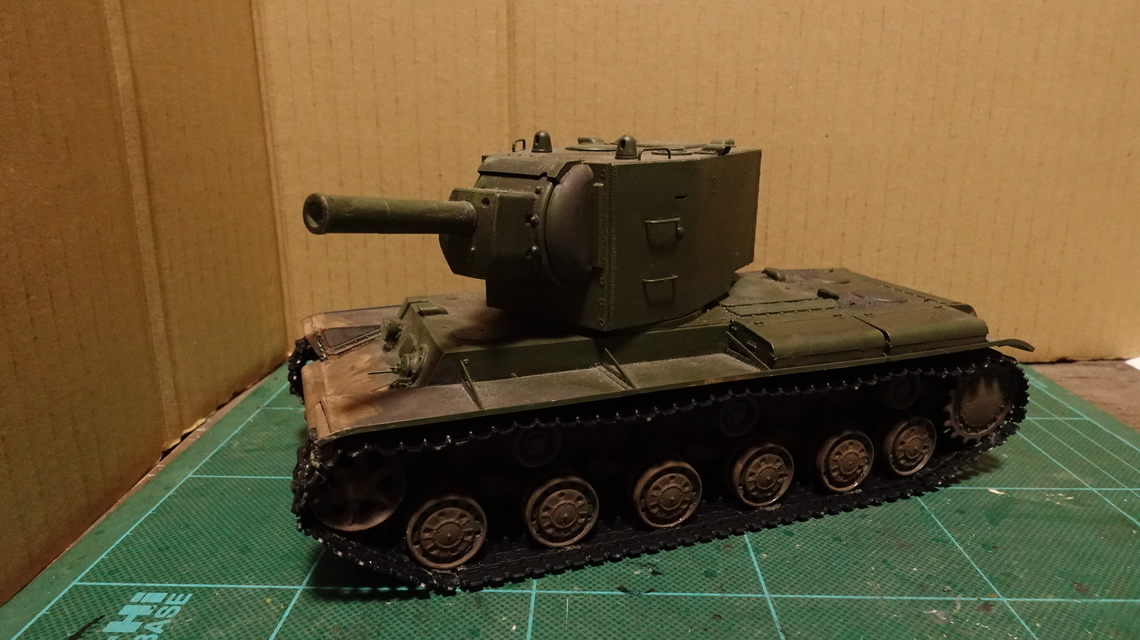 トランペッター ソ連軍 KV-2重戦車 その３