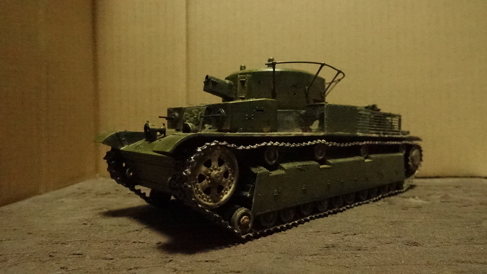 ホビーボス No.83851 ソビエト T-28 中戦車 初期型 その１