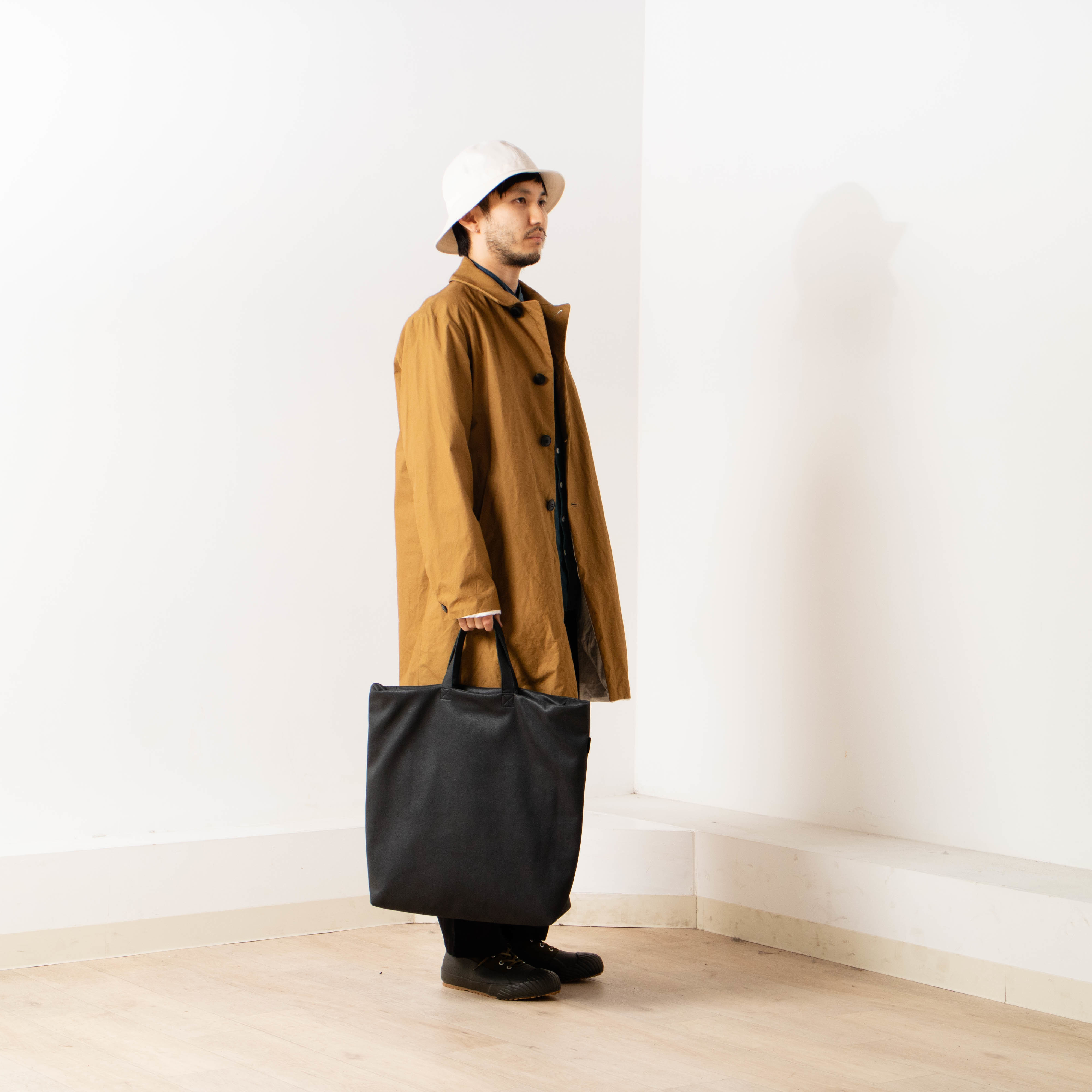 KaILI (カイリ) / 「S/H TWO DEVICE TOTE UN」 のご紹介 - WEEKENDER 