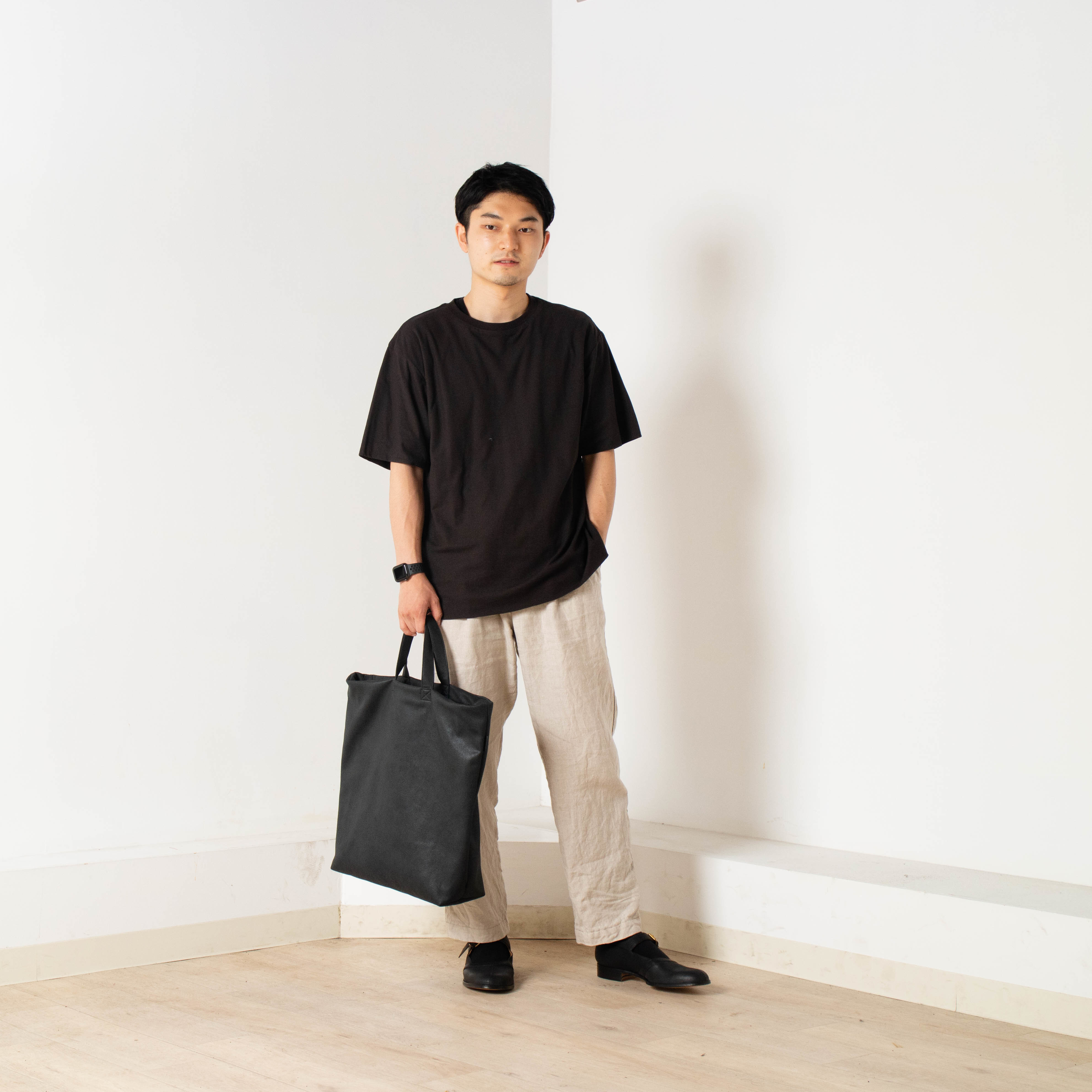 KaILI (カイリ) / 「S/H TWO DEVICE TOTE UN」 のご紹介 - WEEKENDER SHOP ブログ