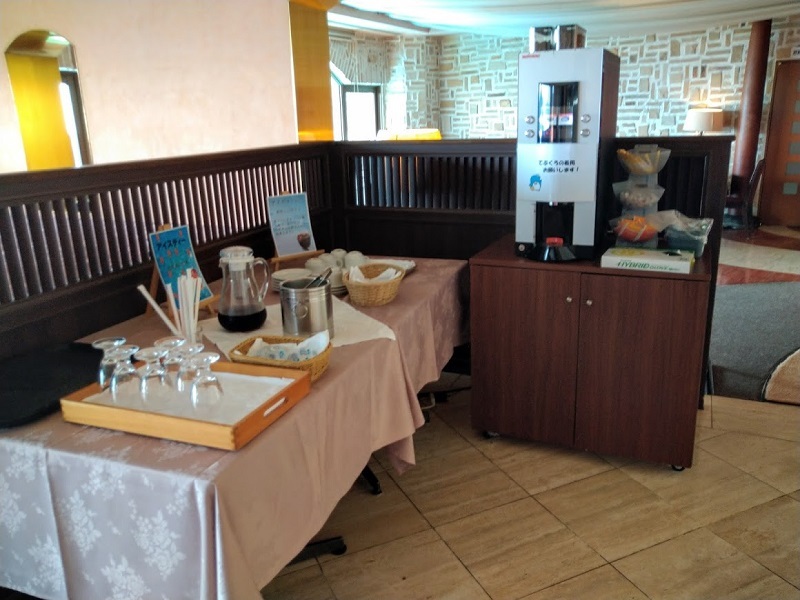 朝食コーヒー紅茶セルフサービス
