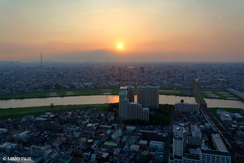 絶景探しの旅 - 絶景写真No.1809 夕暮れを迎える東京の街 （千葉県 市川市）